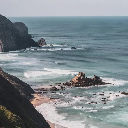 Seaview Ensuite In Centre - Casa Maluka 3*