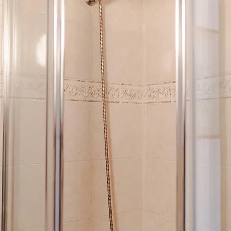 Seaview Ensuite In Centre - Casa Maluka Affittacamere 3*