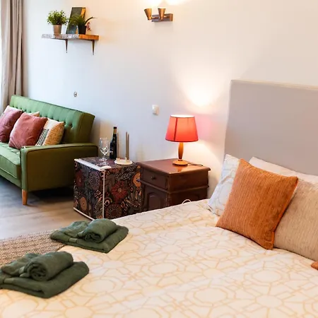 ゲストハウス Seaview Ensuite In Centre - Casa Maluka 3*