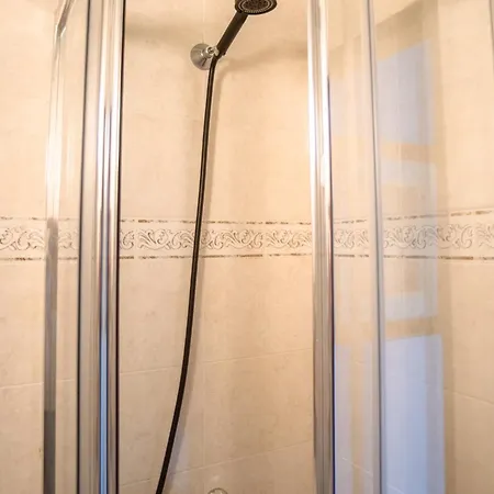 招待所 Seaview Ensuite In Centre - Casa Maluka