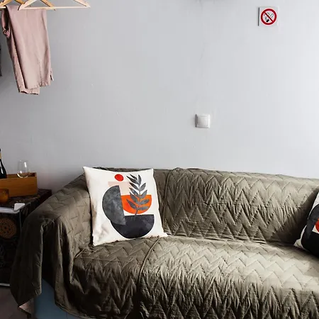 Seaview Ensuite In Centre - Casa Maluka 3* サグレス