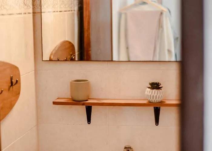 Seaview Ensuite In Centre - Casa Maluka בית הארחה 3*