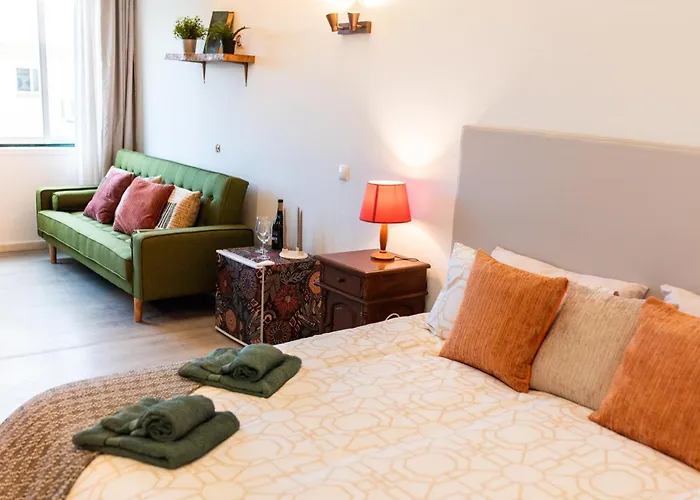 בית הארחה Seaview Ensuite In Centre - Casa Maluka 3*