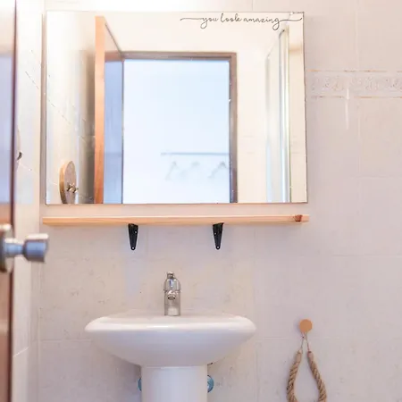 Seaview Ensuite In Centre - Casa Maluka
